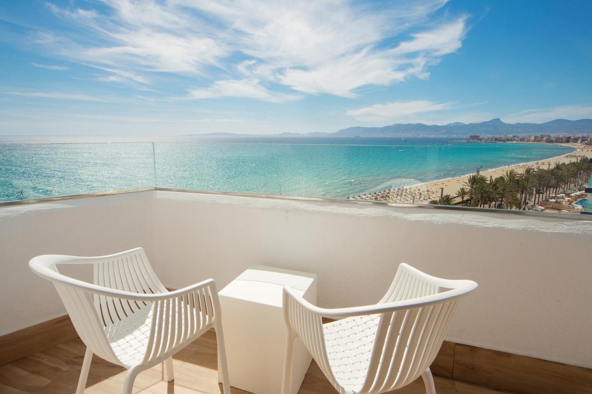 Twin Room Side Sea View with Balcony